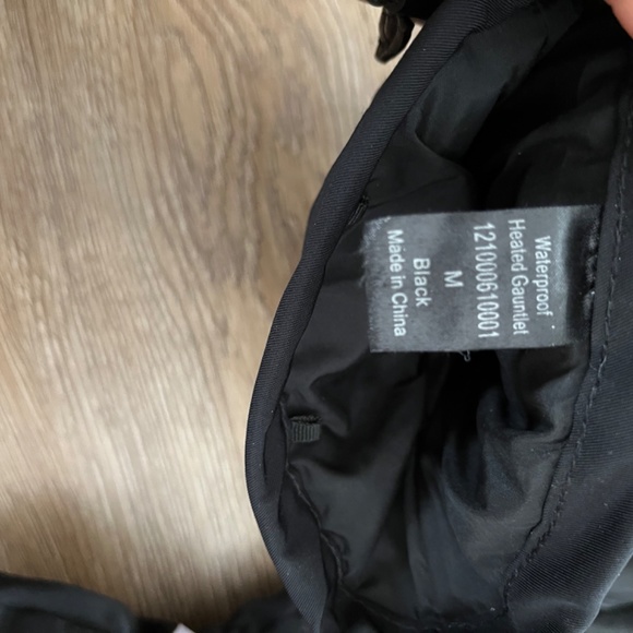 SealSkinz Heated “Gauntlet” Gloves - Size Medium - Excellent Used Condition - Picture 3 of 3